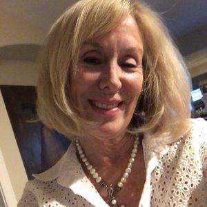 Meet your Posher, Suzanne